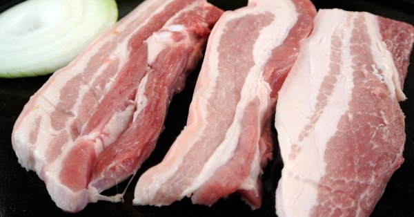 Китай попадает на служебную свинину из ЕС