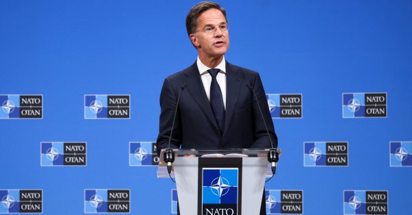 НАТО принимает меры в защиту восточного фланга альянса