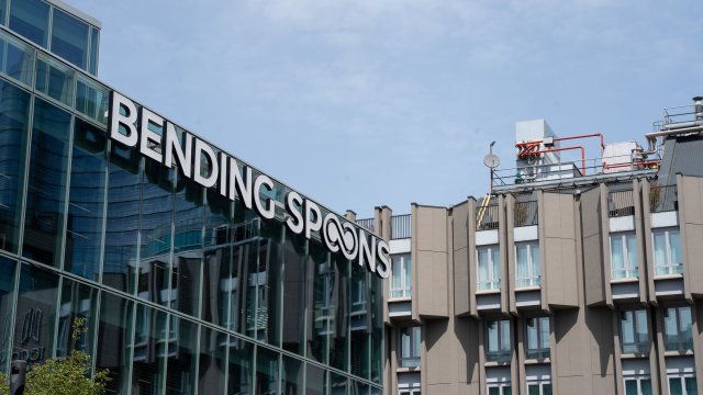 Сгибающие ложки покупают онлайн -видео платформу vimeo