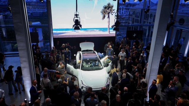 Европейские автомобильные лидеры: мы поддерживаем переход, но не ранний запрет льда