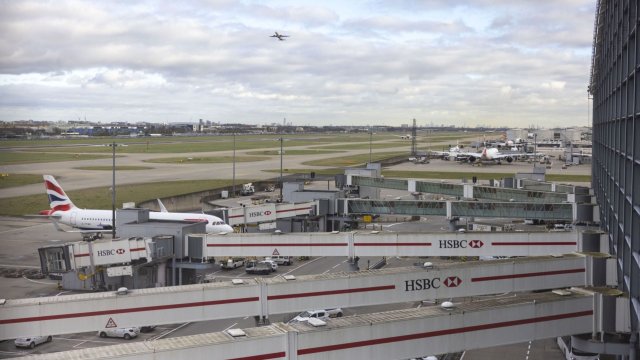 Кибератака против компании -разработчика программного обеспечения нарушает работу некоторых аэропортов в Европе