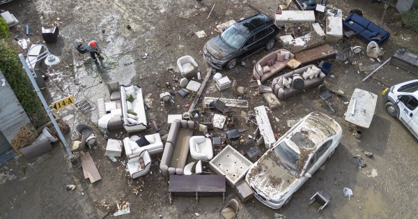 Проливные дожди вызвали наводнения и оползни в Турции