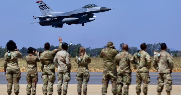 Индия пенсионерский советский MIG -21 - Новости от DNES.BG