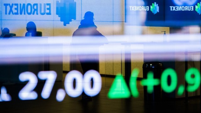 Решения в штаб -квартире банкира показали европейские биржи