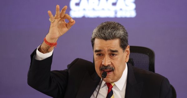 Мадуро поклялся: Венесуэла готова к «вооруженной борьбе», если США нападают на нас