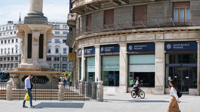 Монте -Пасчи получила контроль над 62% акций Mediobanca