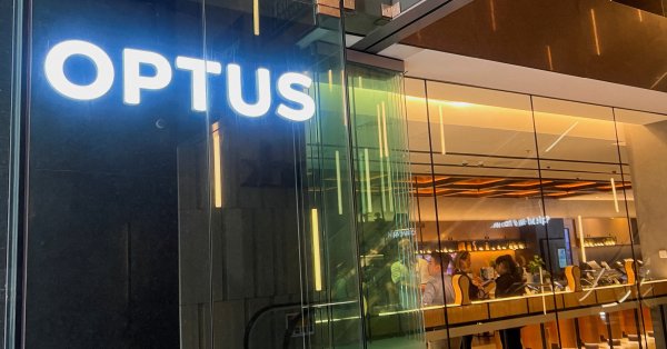 Три человека погибли в Австралии после краха в сети мобильных операторов