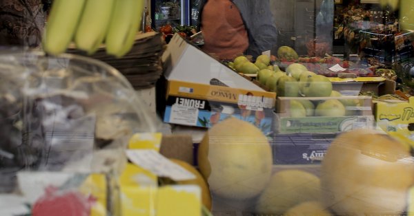 2,2 миллиона евро в Греции наложены на две крупные розничные сети