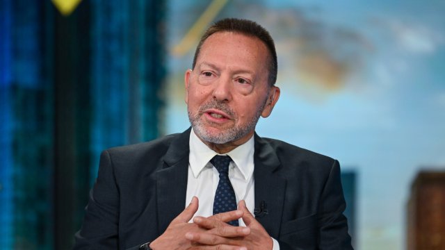 Sturnaras: ECB удалось достичь «мягкой посадки», но должен оставаться гибким