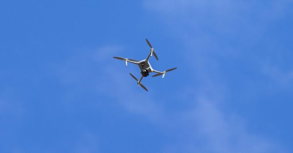 В школах в Литве, дети и взрослые будут обучены использовать дроны