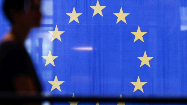 ЕС будет рекомендовать более строгие визовые правила для русских