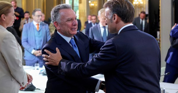 Зеленски встретился с Уиткофом в Париже