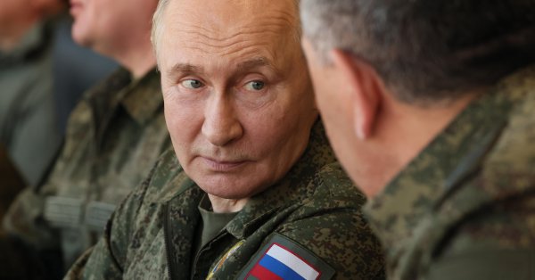 Внутри пропагандистской площадки Путина - деньги, клики и духовенство