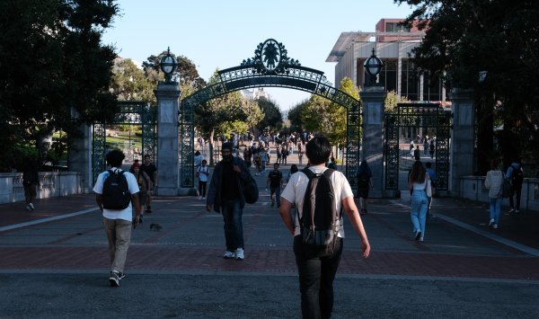 Дорогие визы для специалистов обеспокоены как кандидатами, так и работодателями в США