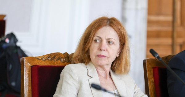 Фандакова: Давайте полюбим и позаботимся о Софии