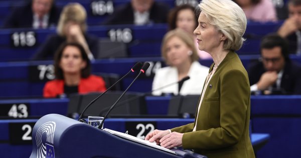 Крики и свистки в EP отмечено Урсула фон дер Лейн Видео видео