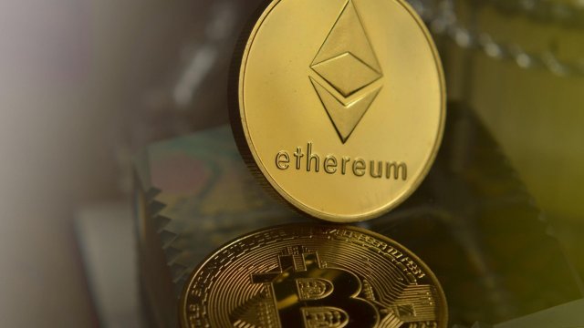 Анализатор: ряд факторов катализирует институционализацию криптоактивного