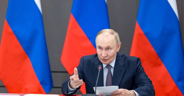 Путин: Россия поможет Южной Осетии обеспечить национальную безопасность