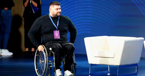 Еще одна болгарская гордость! Расти Расти стала чемпионом мира, чтобы в шестой раз толкнуть галлета