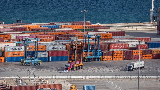 Почти половина американских компаний в Европе ожидает ухудшения экономических связей