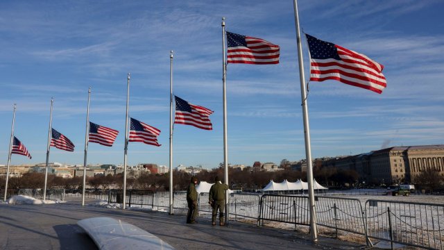 Золотые и платиновые карты для богатых - как выглядит реформа визы Трампа