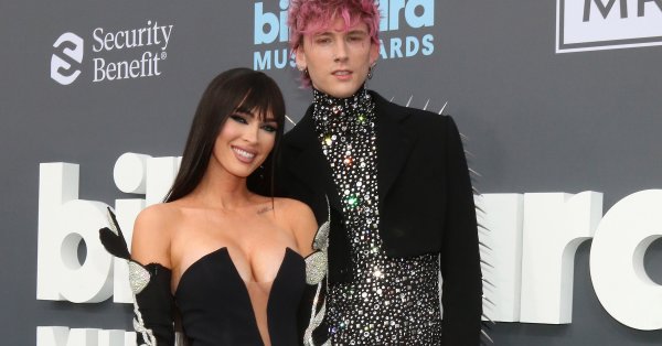 Пулемет Келли похвалила ее бывшую лиса -магана