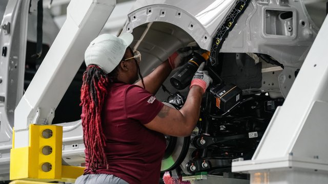 Массовые депортации создают кризис рабочей силы в США