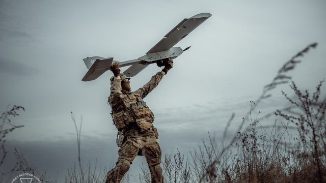 Россия начала ограничивать продажи бензина, дефицит подходит к Москве