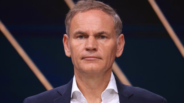 Рабочие VW назвали Оливером Блумом, чтобы отказаться от руководства Porsche