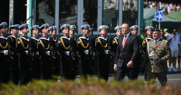 Самая большая армия в Европе выглядит только на бумаге