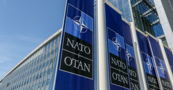 НАТО: Россия отвечает за нарушение европейского воздушного пространства