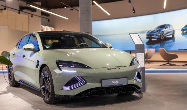 Почему китайский конкурент Tesla, BYD, сталкивается с рядом проблем