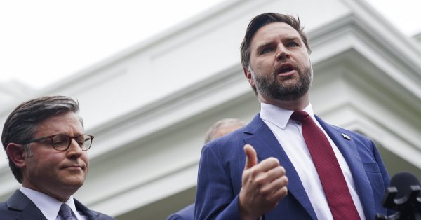 Вэнс: Соединенные Штаты собираются достичь бюджетной блокировки