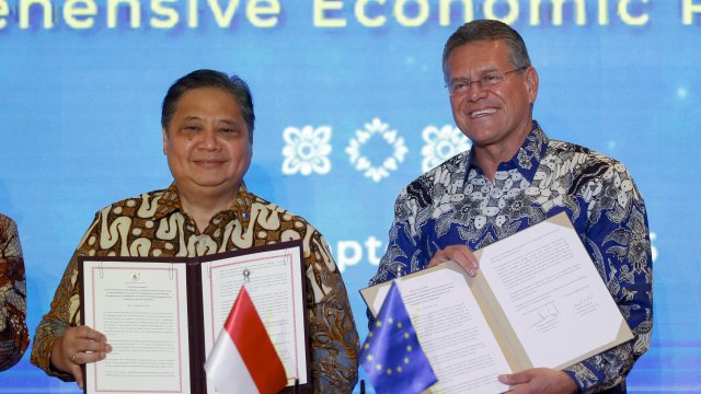 ЕС и Индонезия подписали соглашение о свободной торговле