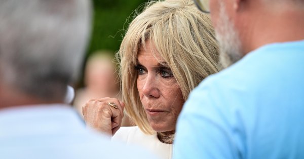 Brigitte Macron предоставит научные доказательства того, что он не транссексуал