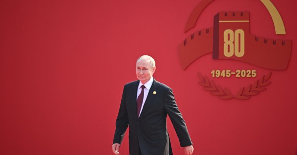 Они ищут бессмертие? Микрофон поймал Путина и поговорит о жизни к 150 годам.