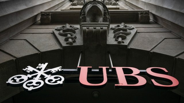 UBS стал слишком большим для Швейцарии?