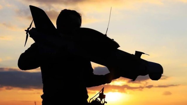 Горящие нефтеперерабатывающие заводы и терминалы - KYIV продолжает налагать свои санкции на Россию