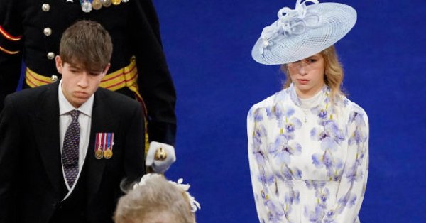 Каким будет будущее самых молодых внуков королевы Елизаветы II