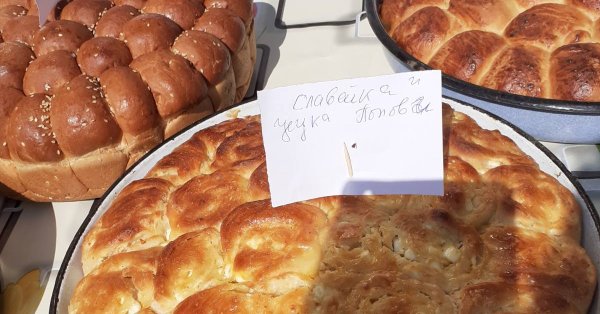 Праздник дживы и картофеля в деревне Самоков в Поповияни