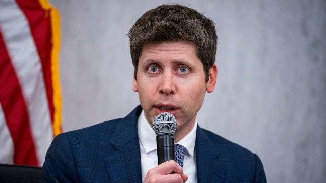 OpenAI близок к превращению в более традиционную компанию