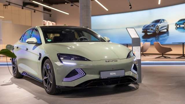 Китайские бренды омрачают Renault по продажам в Европе