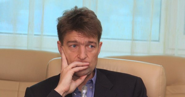 Россия достигает империи кондитерской миллиардера из -за Украины