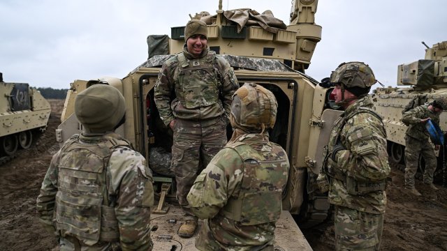 США сообщили Европу о сокращениях военной помощи