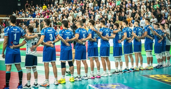 «Левски» обыграл «Локомотив-Авиа» с Матеем Казийским и выиграл Суперкубок по волейболу