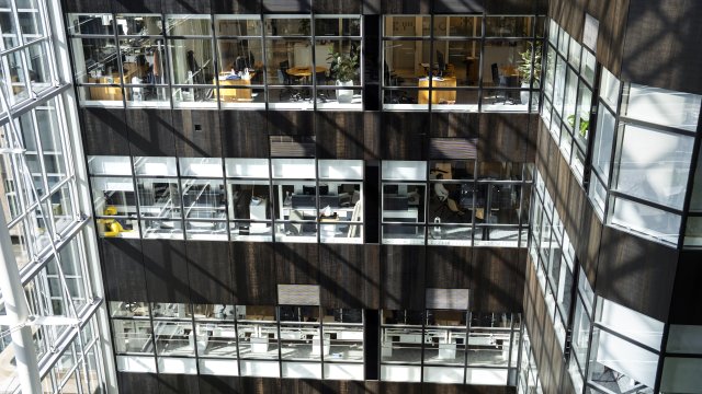 Рынок офисной недвижимости в Европе переживает переломный момент: пустующие площади сокращаются, ожидается рост спроса