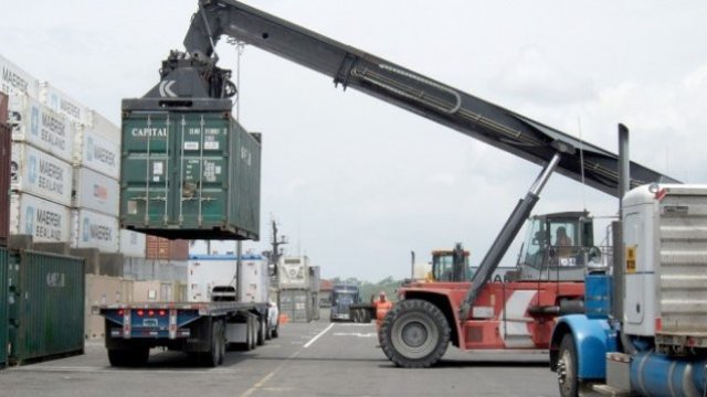 Дефицит торгового баланса Болгарии в августе вырос более чем в два с половиной раза за год