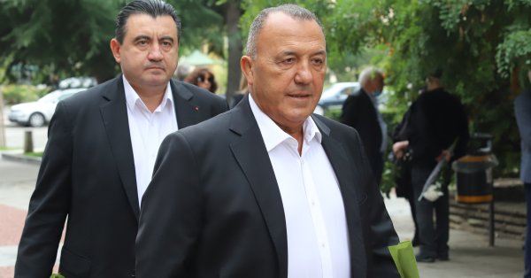 Генерал Ральчев в DAI: Балканская мораль появляется в чистой форме