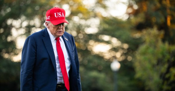 Трамп приказал отправить солдат в Орегон