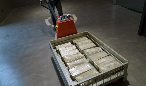 Торговцы серебром ринулись в Лондон – историческое давление сотрясает рынок